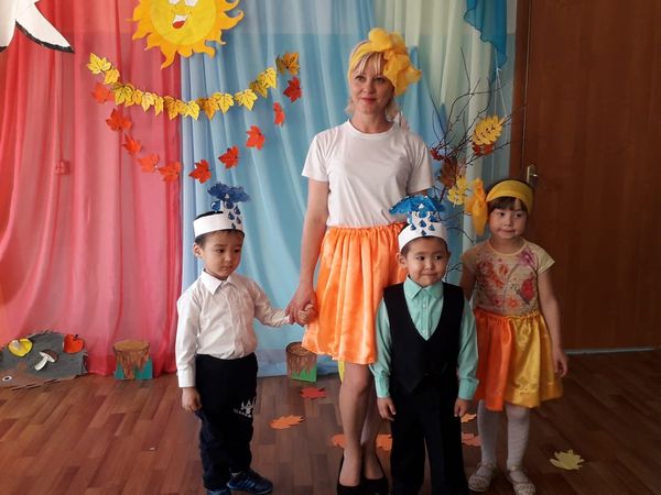 Осенний бал «В гостях у рябинушки!»