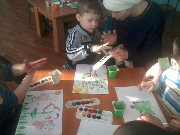 Мероприятие с родителями: «Весёлые ладошки»